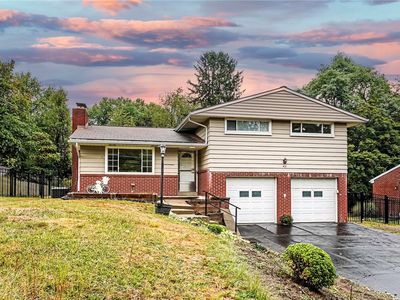 421 Sharon Rd, Coraopolis, PA, 15108