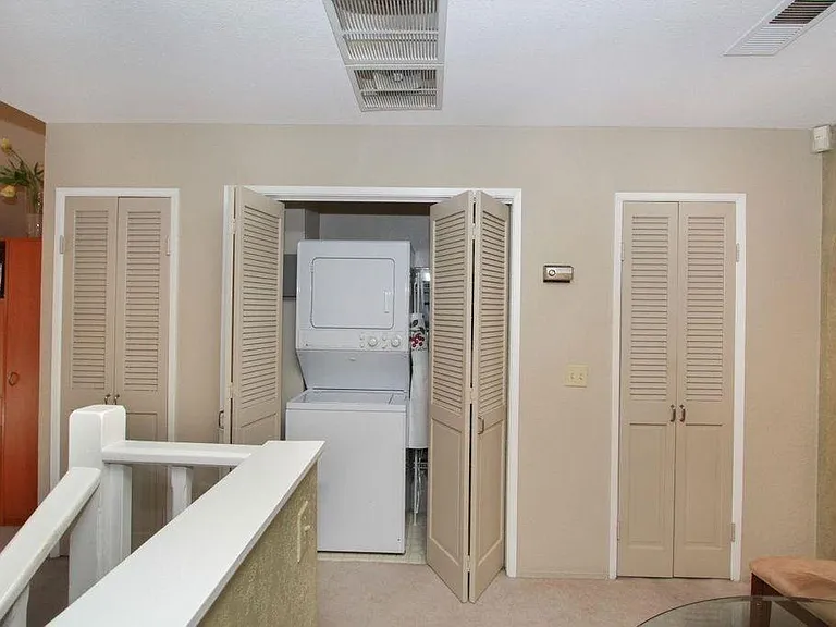 1127 Eureka St #4 — Photo 19