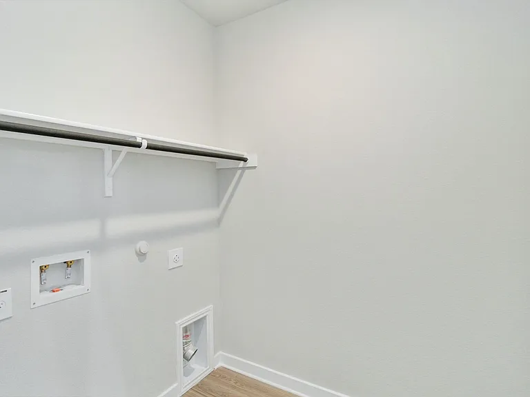 Emma Park — Photo 26