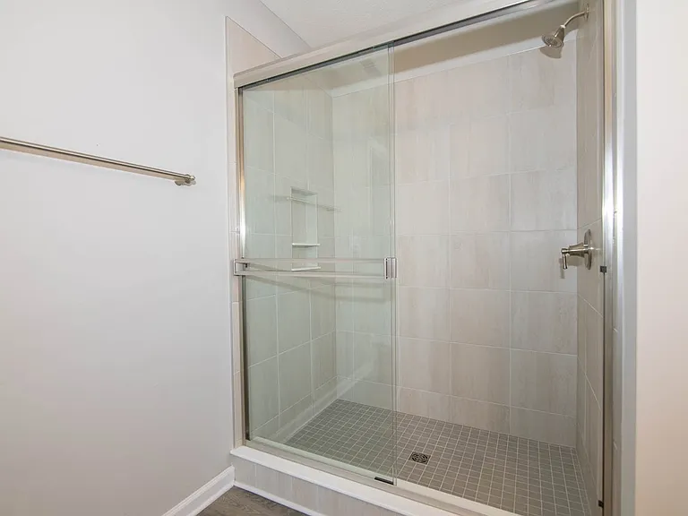 2606 Plano Dr — Photo 16