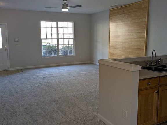 4th image of 8211 Clasara Cir