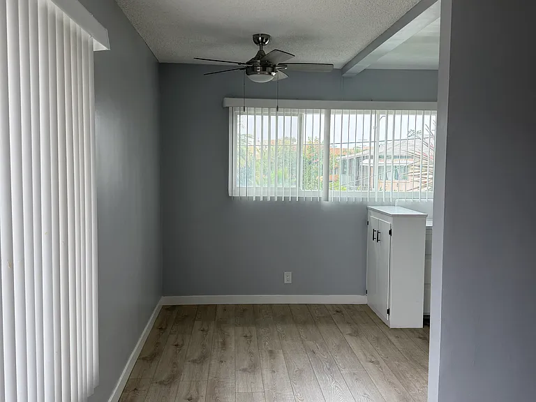 640 Hill St #5 — Photo 3