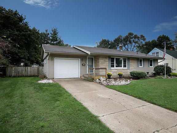 2nd image of 4056 Omaha St SW
