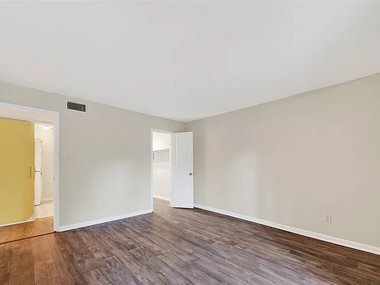 3700 W Clay St #227 — Photo 24
