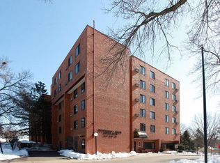 1202 10th St E, Menomonie, WI 54751