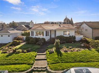 1205 35th St, Anacortes, WA