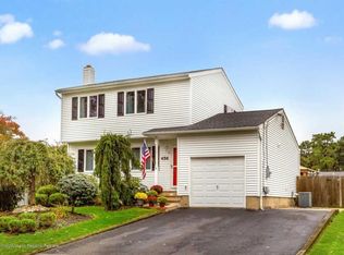 456 Rhode Island Ave, Brick, NJ 08724