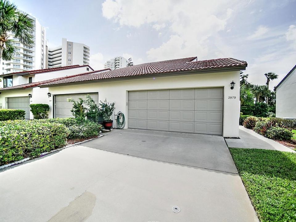 1st image of 2979 Sea Oats Cir