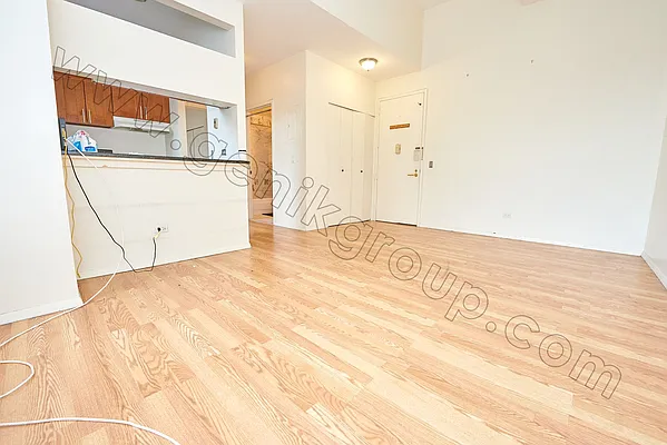 Rented by Genik Group Corp | media 4