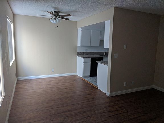 2nd image of 1920 Gardena Ave APT 9