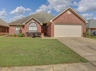 929 Frisky Dr, Brandon, MS 39047
