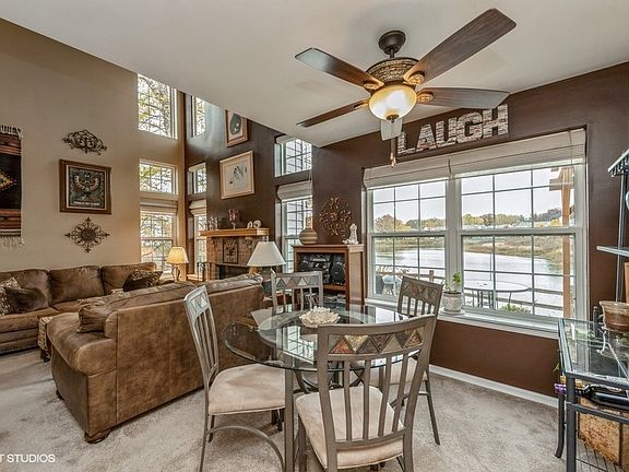 3rd image of 611 Blue Springs Dr