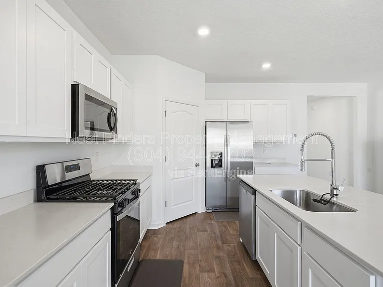 190 Ardila Cir — Photo 8