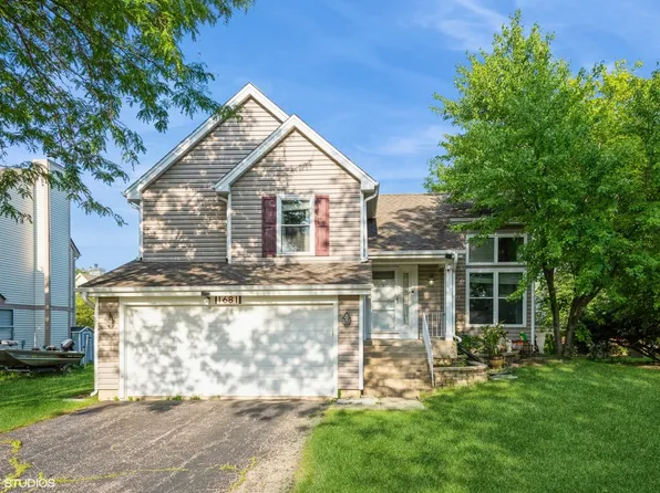 1681 Penny Ln, Bartlett, IL 60103