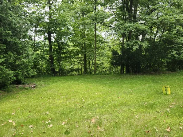 130 Keystone Rd, Herminie, PA 15637