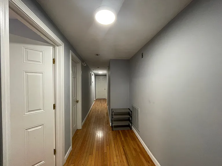 48 Derby St #1F — Photo 7