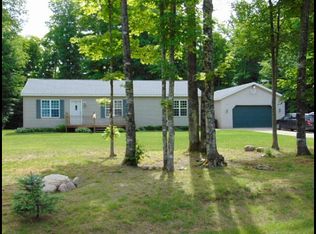 23191 Maple Dr, Mc Millan, MI 49853