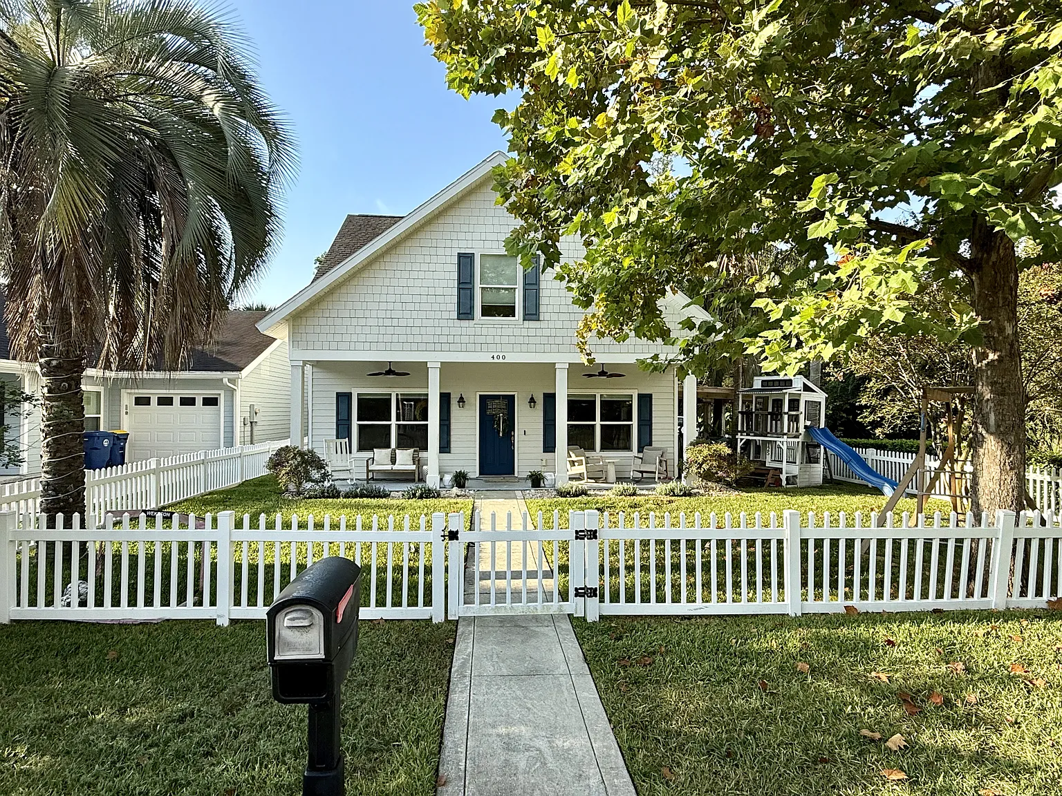 400 Elm St — Photo 2