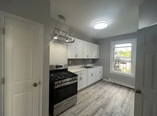 68 Beach St #2R, Jersey City, NJ