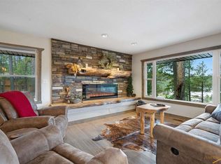 22901 Cliff View Ln, Rapid City, SD 57702