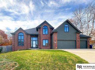 2924 Blackhawk Cir, Bellevue, NE 68123