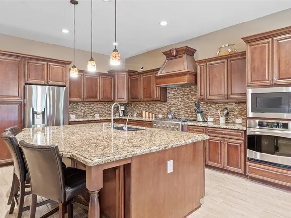 3746 E RIOPELLE Avenue, Gilbert, AZ 85298