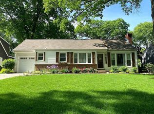 4606 W 53rd Ter, Roeland Park, KS 66205