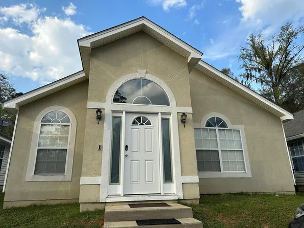 2956 Viking Way, Tallahassee, FL 32308