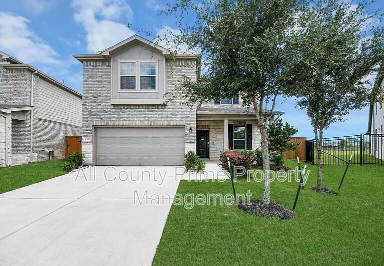 1325 Grass Bend Dr — Photo 1
