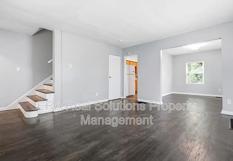 2920 Ruhl Ave — Photo 9