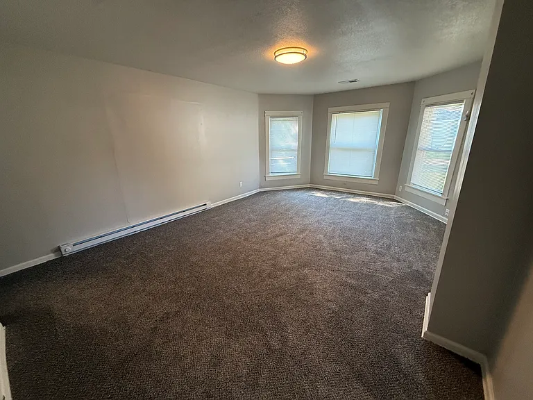 1106 Green St — Photo 8