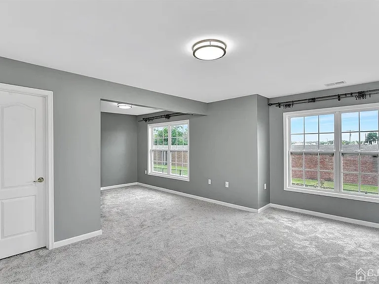 27 Vincent Behan Blvd #27 — Photo 22