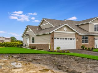 930 Inland Dr, Manteno, IL 60950