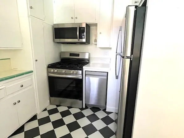 3159 Barbara Ct APT A, Los Angeles, CA 90068
