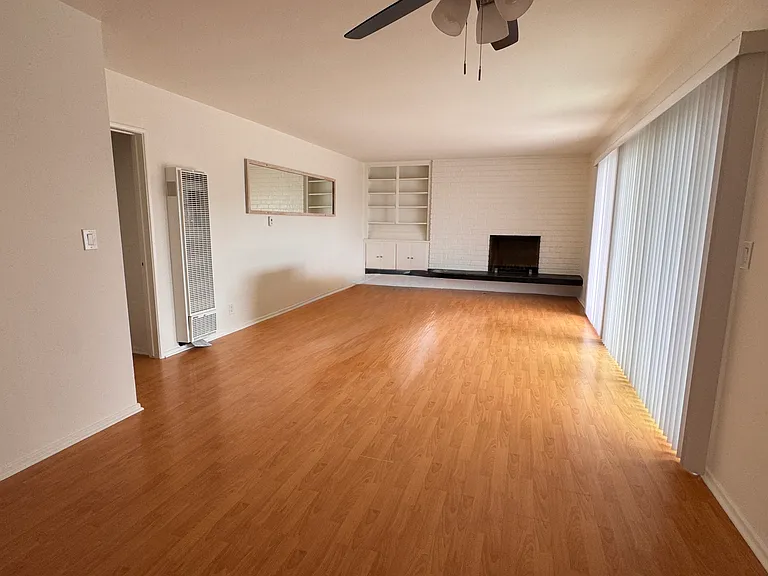 22119 Pacific Coast Hwy #3 — Photo 11