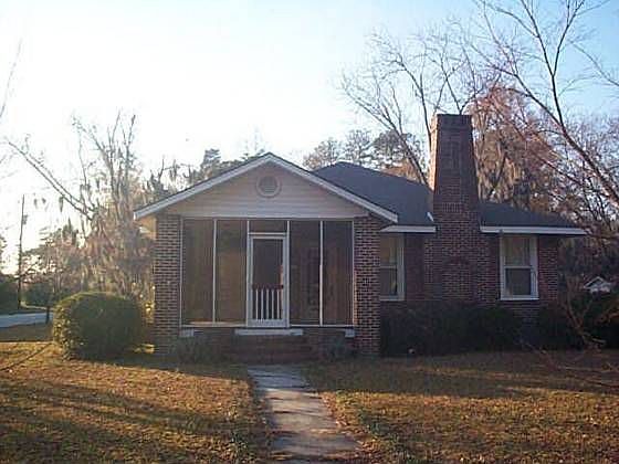 2nd image of 801 Willcox Ave