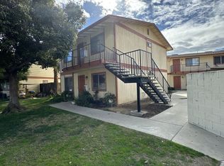 971 E Palm Ave APT B, Reedley, CA 93654