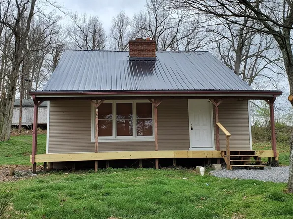400 Spears Ln, Hustonville, KY 40437