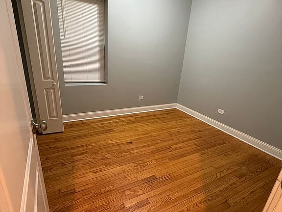 5th image of 8053 S Hermitage Ave #1