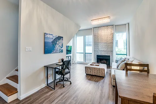 3907 Throckmorton St #4 Photo 1