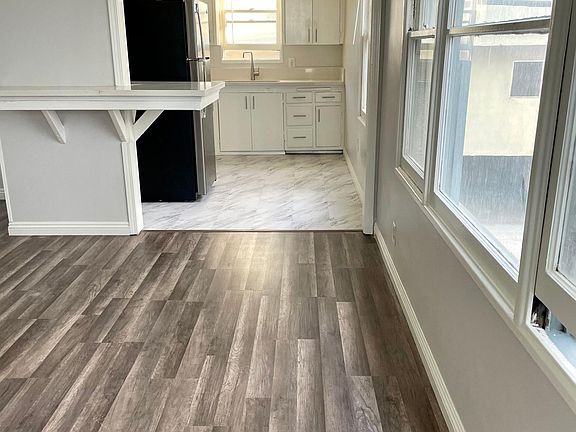 3rd image of 5393 E Ocean Blvd #8