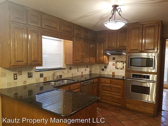 5th image of 4811 Gaylewood Ct