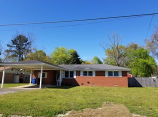 902 Glenwood St, Dothan, AL 36301