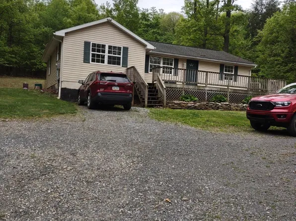 506 Hidden Valley Rd, Loysville, PA 17047