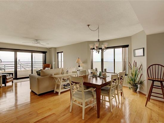 7505 River Rd APT 9G, Newport News, VA 23607