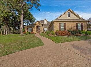 2500 Lake Forest Dr, Waco, TX 76708