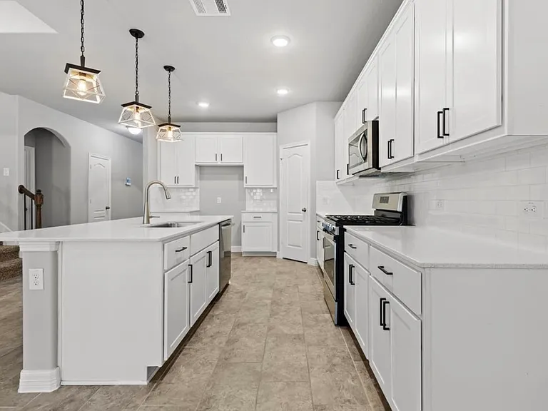 216 Elianne Lace Ct — Photo 14