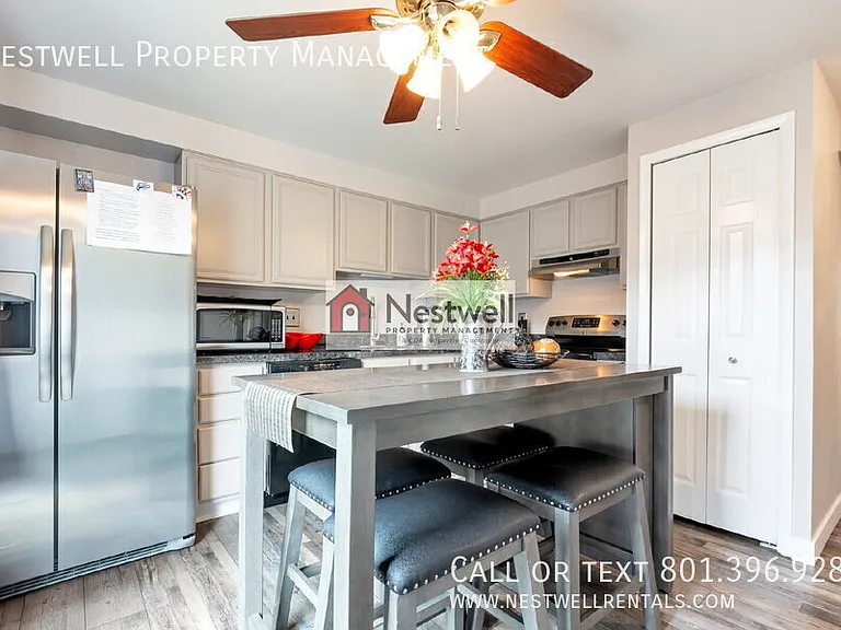 4314 S Whitby Ct — Photo 5
