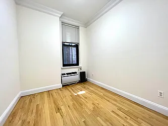 Rented by Nolita Group