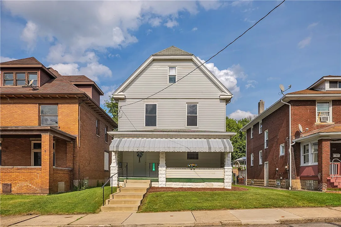 1320 Leishman Ave photo 1